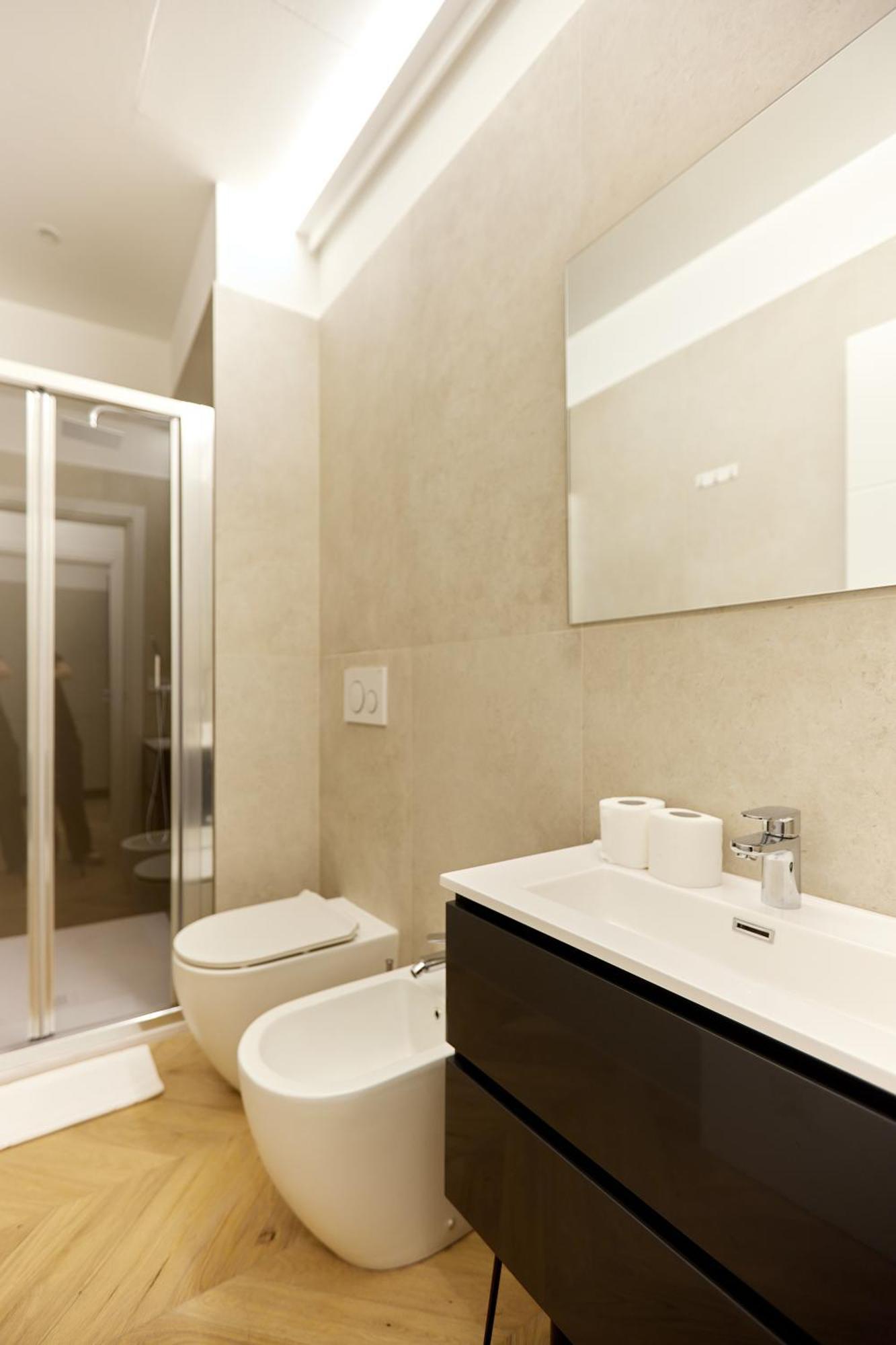 Duomo Imperial Suits - Modern And Comfortable Milán Exterior foto